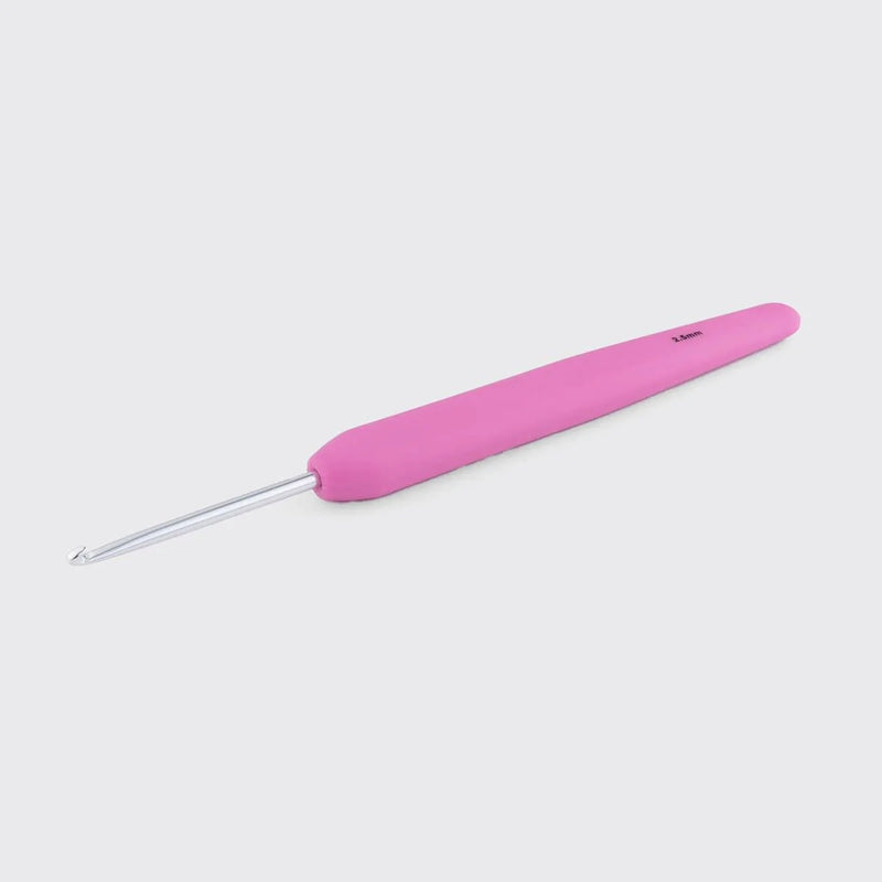 2.5mm crochet hook
