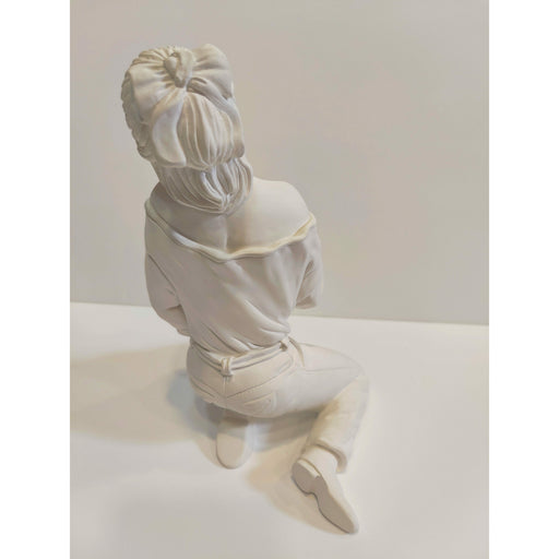 Figura escayola 173 Chica inquietud 24x13cm ARTESANIA SOL Y MAR CENTROARTESANO