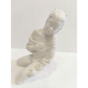 Figura escayola 173 Chica inquietud 24x13cm ARTESANIA SOL Y MAR CENTROARTESANO